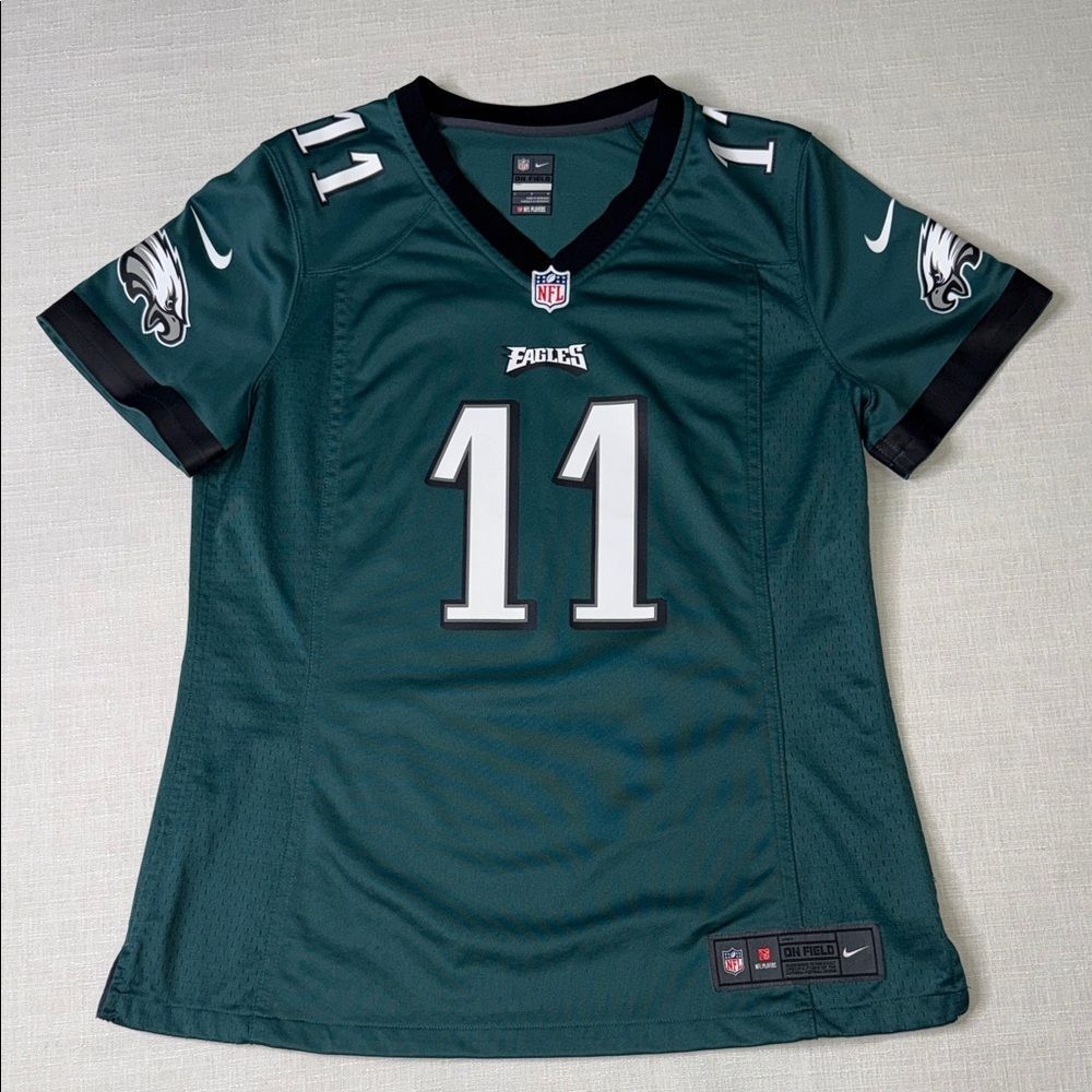 Nike NFL Philadelphia Eagles Carson Wentz #11 On Field Jersey – Women’s L